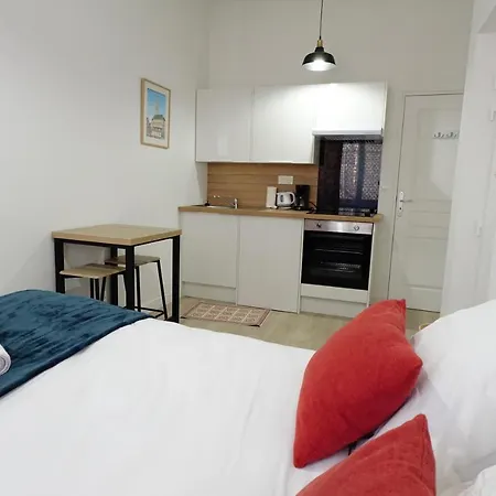 Au Detour Du Beffroi Arras